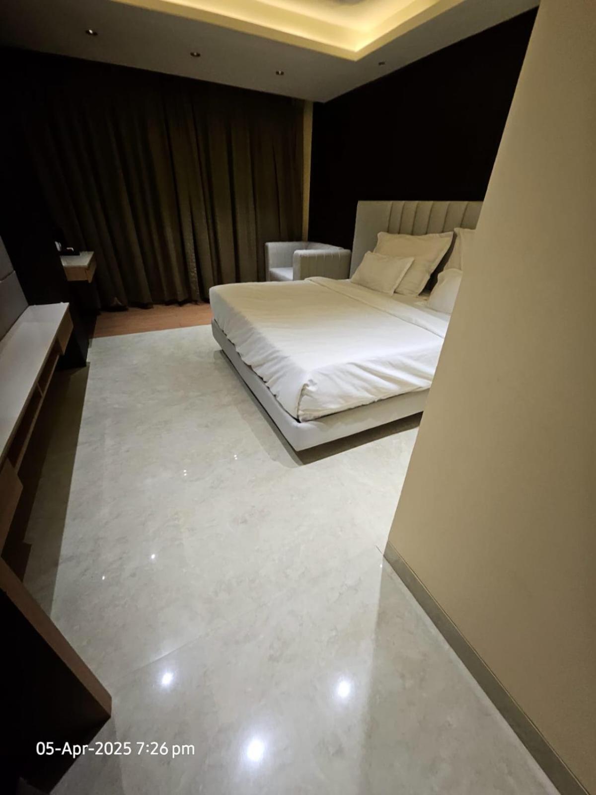 The Grand Suncity Hotel & Resorts Бопал Екстериор снимка