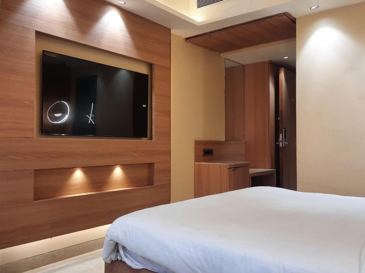 The Grand Suncity Hotel & Resorts Бопал Екстериор снимка