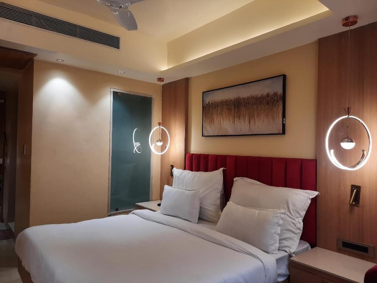 The Grand Suncity Hotel & Resorts Бопал Екстериор снимка