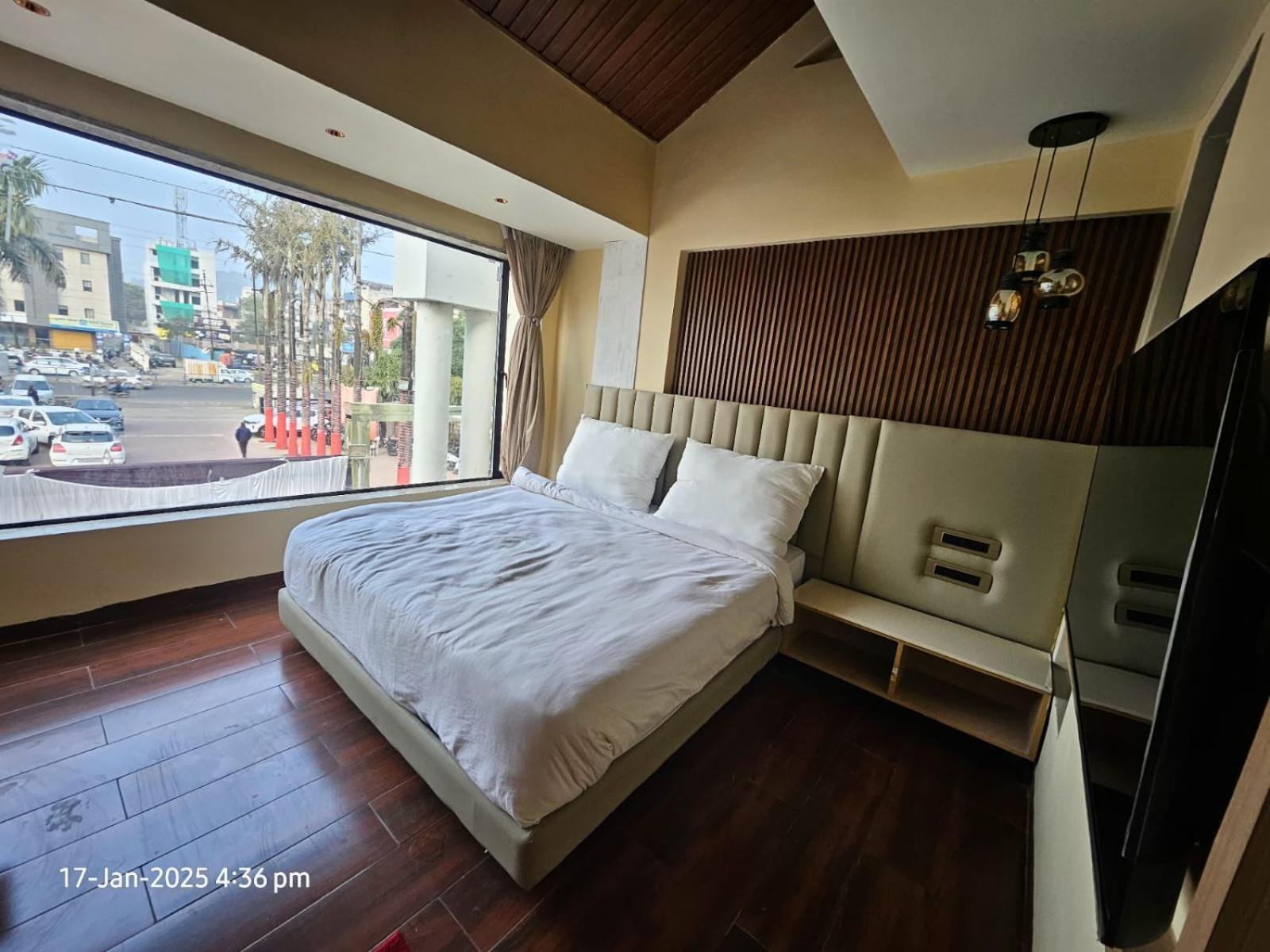 The Grand Suncity Hotel & Resorts Бопал Екстериор снимка